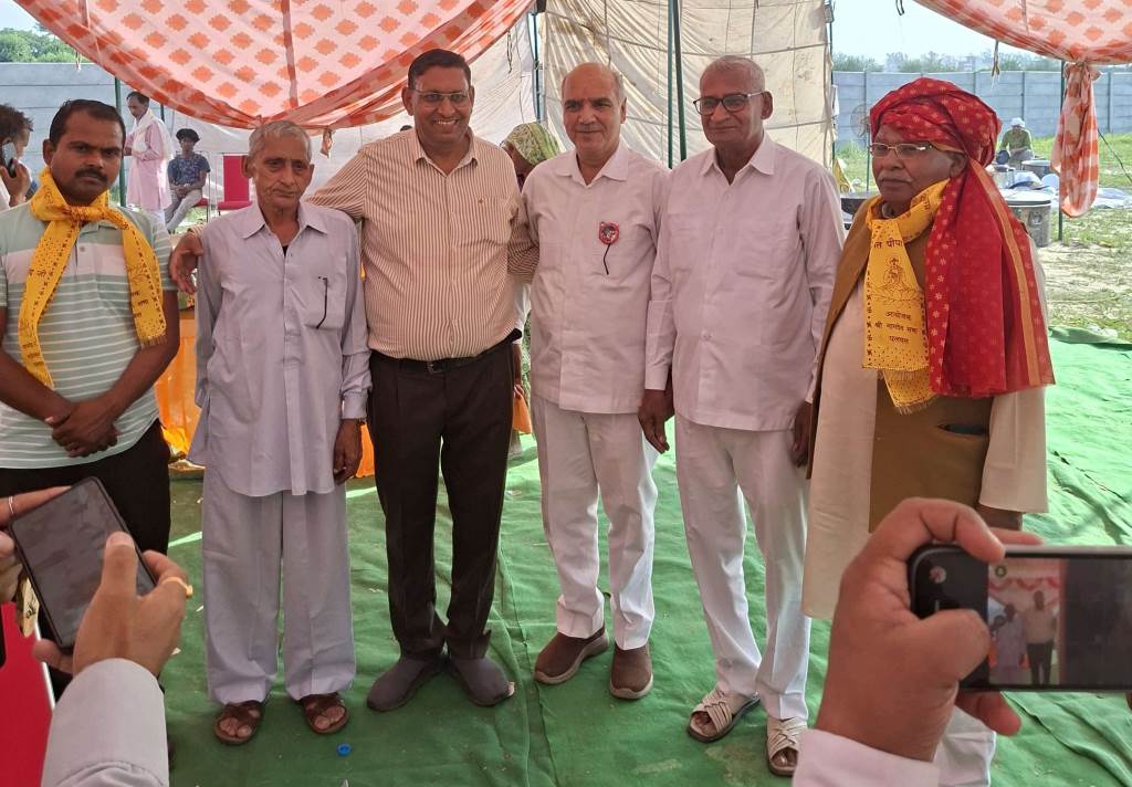 Minister Gaurav Gautam and President Satbir Verma Attend Groundbreaking Ceremony for New Rooms Organized by the Darzi Rajput Community